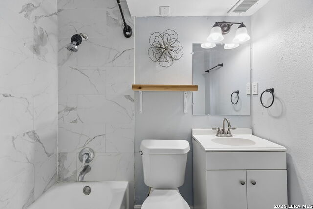 Image 16 of 21 For 6611 Southpoint  A101