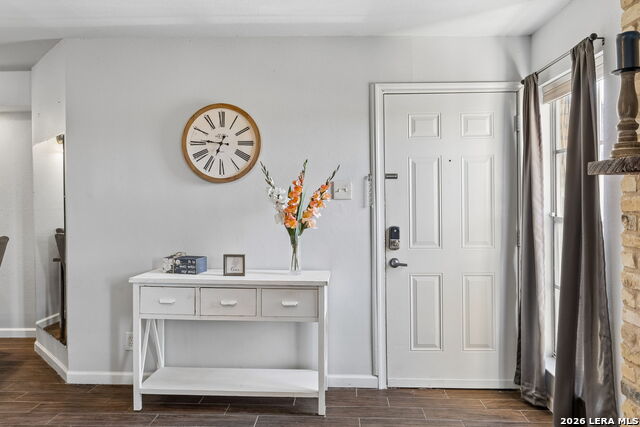 Image 8 of 21 For 6611 Southpoint  A101