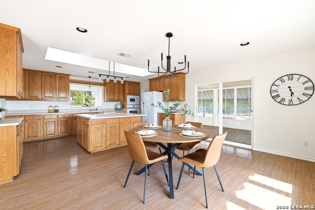 Image 15 of 53 For 2010 Lakeshore