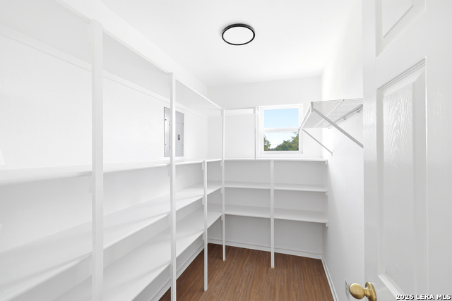 Image 21 of 53 For 2010 Lakeshore