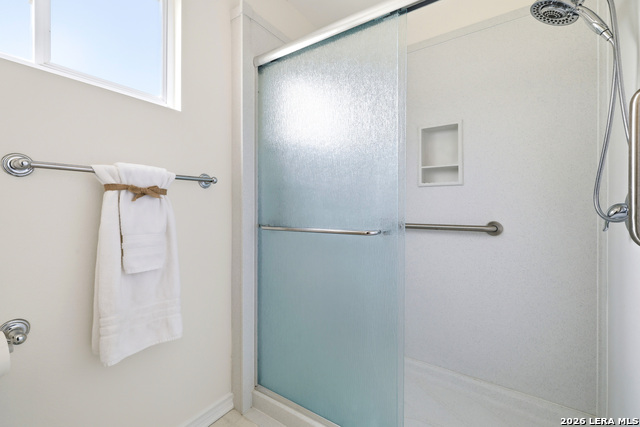 Image 25 of 53 For 2010 Lakeshore