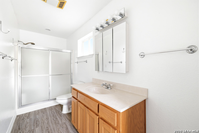 Image 42 of 53 For 2010 Lakeshore