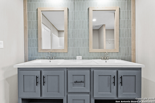 Image 14 of 21 For 2284 Stevens Rd