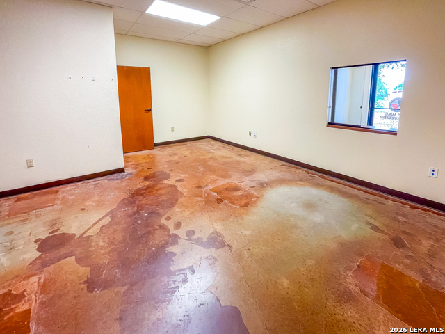 Image 15 of 51 For 1824 Washington St S