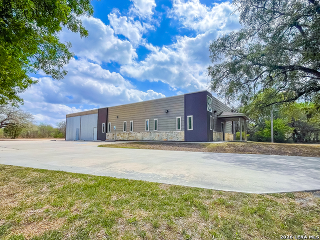 Image 2 of 51 For 1824 Washington St S