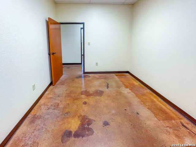 Image 23 of 51 For 1824 Washington St S