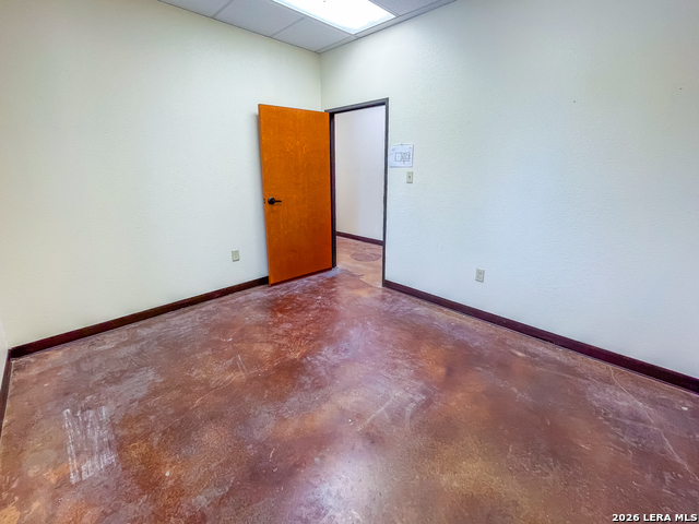 Image 26 of 51 For 1824 Washington St S