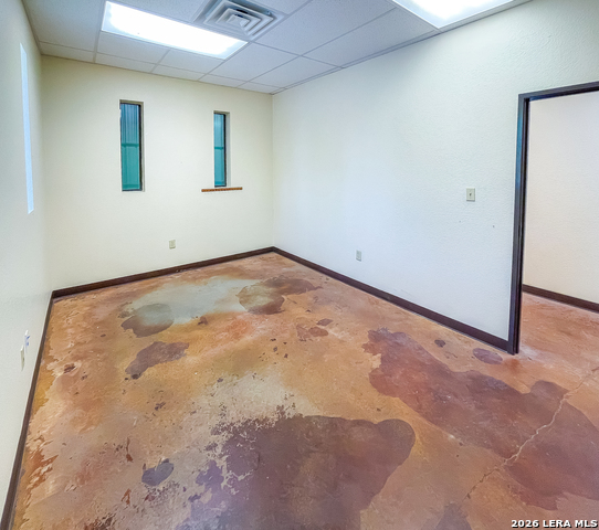 Image 27 of 51 For 1824 Washington St S