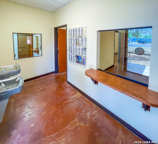 Image 5 of 51 For 1824 Washington St S