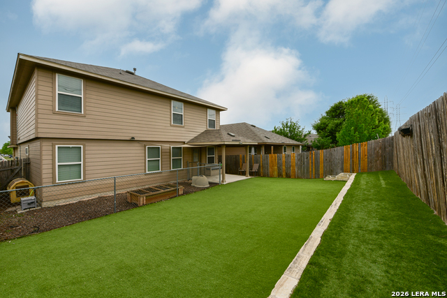 Image 15 of 31 For 8827 Quihi Way