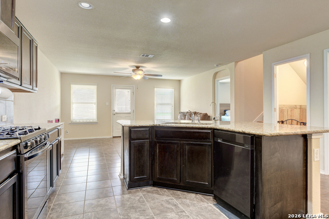 Image 21 of 31 For 8827 Quihi Way