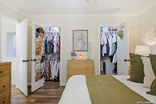 Image 12 of 40 For 15711 Knollcliff