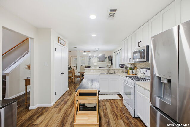 Image 22 of 40 For 15711 Knollcliff