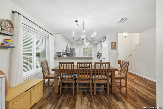 Image 31 of 40 For 15711 Knollcliff