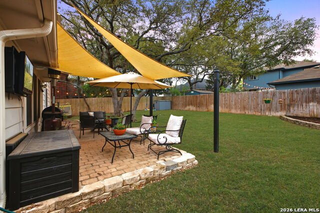 Image 37 of 40 For 15711 Knollcliff