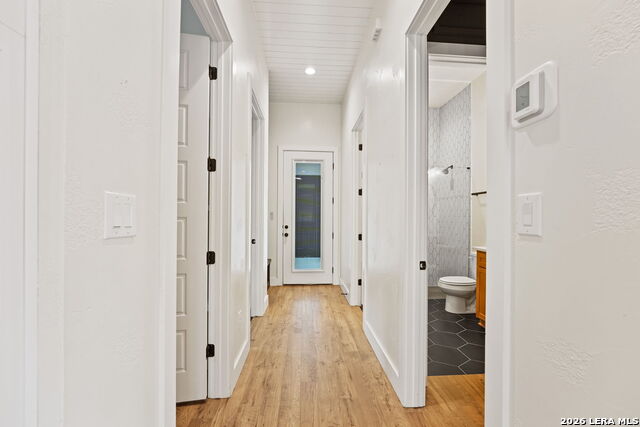 Image 16 of 52 For 670 Magazine Ave