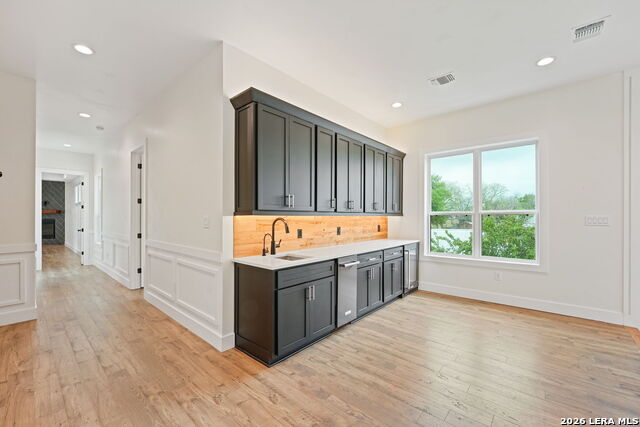 Image 26 of 52 For 670 Magazine Ave