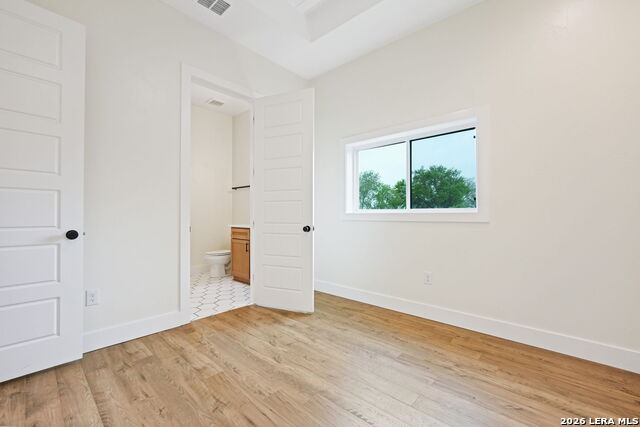 Image 32 of 52 For 670 Magazine Ave