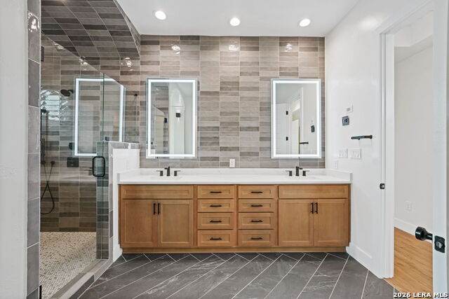 Image 40 of 52 For 670 Magazine Ave