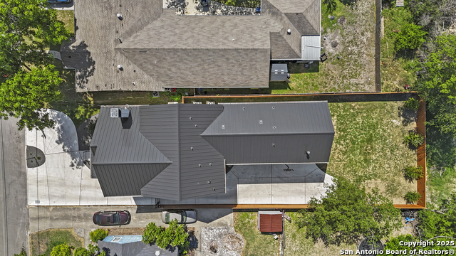 Image 50 of 52 For 670 Magazine Ave