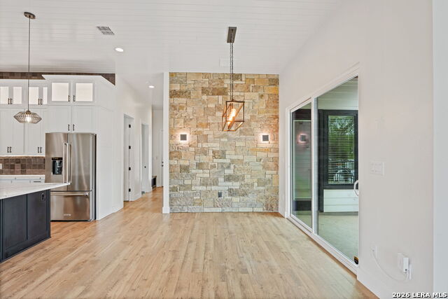 Image 7 of 52 For 670 Magazine Ave