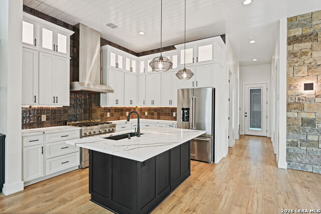 Image 9 of 52 For 670 Magazine Ave