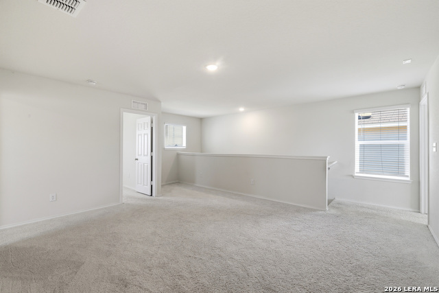 Listing photo id 14 for 6322 Sycamore Run