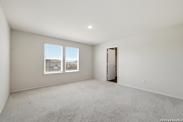 Listing photo id 16 for 6322 Sycamore Run