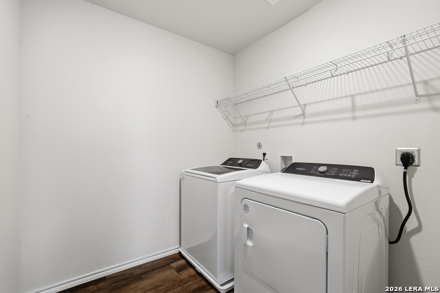 Listing photo id 24 for 6322 Sycamore Run