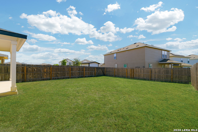 Listing photo id 25 for 6322 Sycamore Run