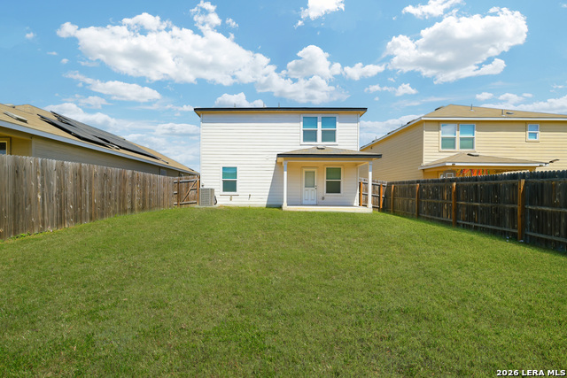 Listing photo id 26 for 6322 Sycamore Run