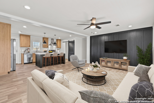 Image 5 of 22 For 2354 Stevens Rd