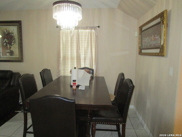 Image 5 of 11 For 1102 Saint Marys