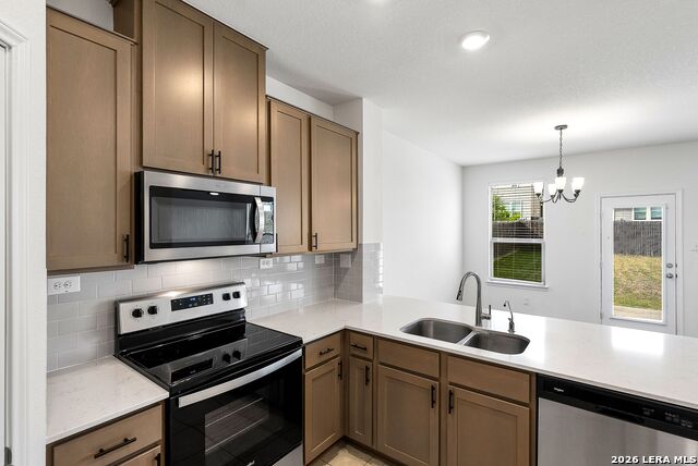 Image 10 of 41 For 10115 Pearl Creek