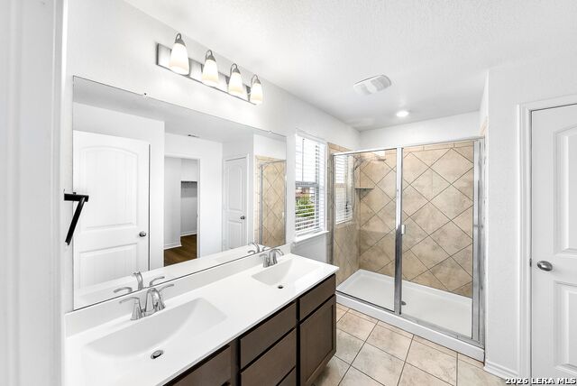 Image 24 of 41 For 10115 Pearl Creek