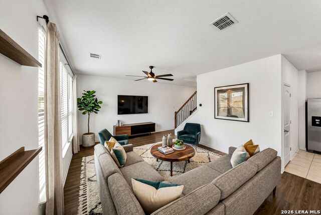 Image 7 of 41 For 10115 Pearl Creek