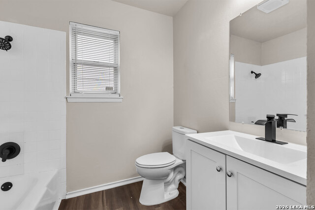 Image 27 of 31 For 4850 Shadydale