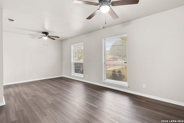 Image 6 of 31 For 4850 Shadydale