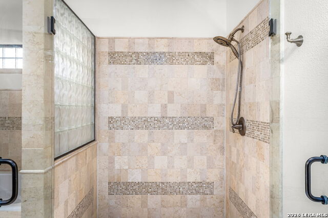 Image 26 of 50 For 102 Adams Way