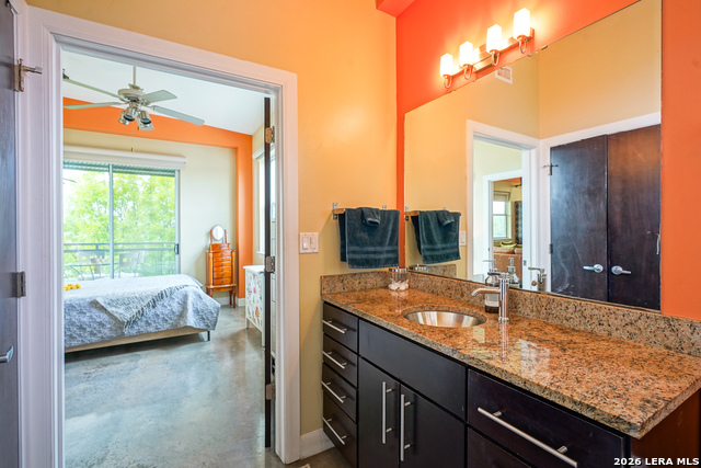 Image 20 of 45 For 831 S Flores  3202