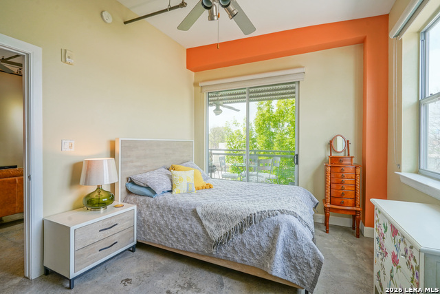 Image 21 of 45 For 831 S Flores  3202