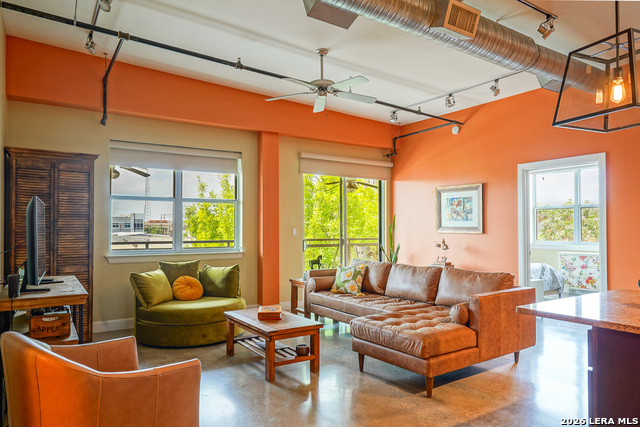 Image 7 of 45 For 831 S Flores  3202