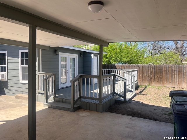 Image 11 of 14 For 725 Delmar  