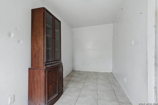 Image 16 of 22 For 136 Allsup  