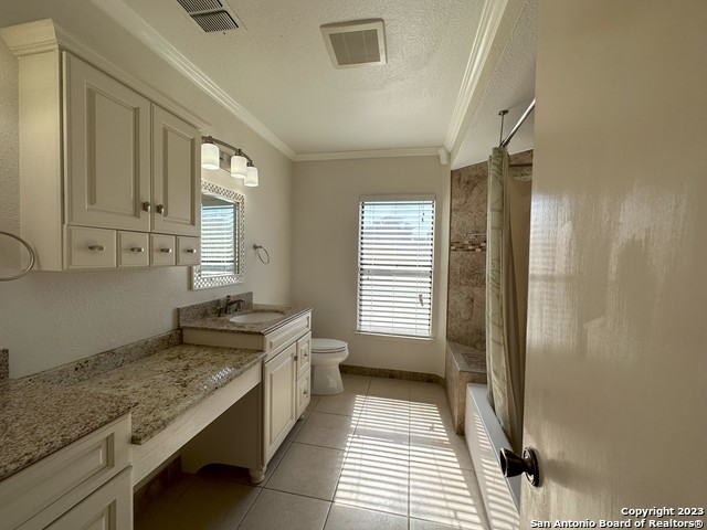 Image 19 of 22 For 6035 Merrimac