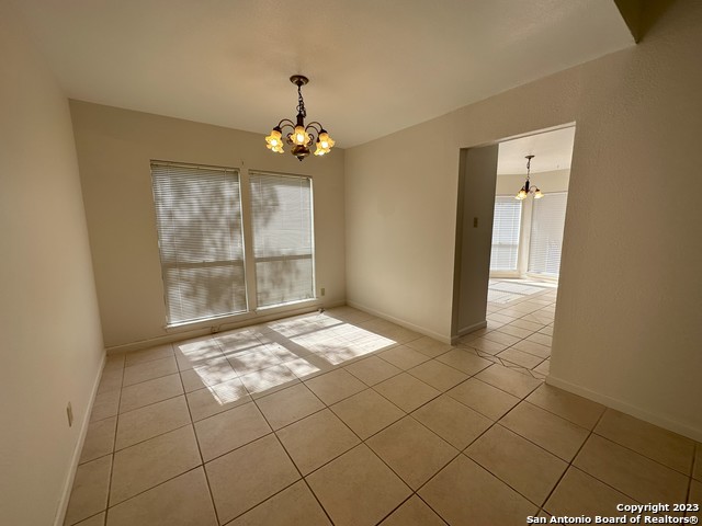 Image 7 of 22 For 6035 Merrimac