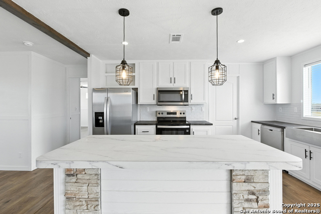 Image 8 of 18 For 2479 Fm 1332