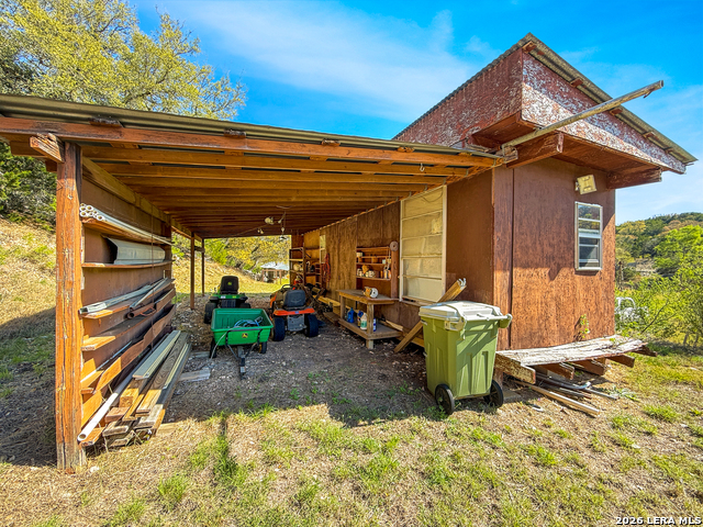 Listing photo id 33 for 150 Coker Hollow