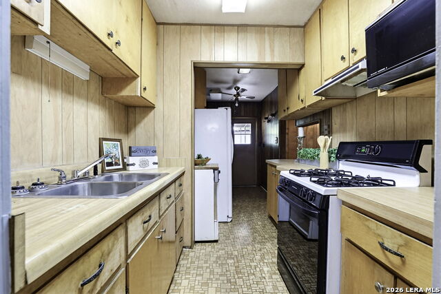 Image 12 of 44 For 4419 Boxwood