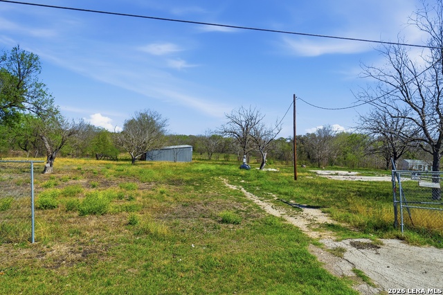 Image 15 of 19 For 901 Fm 1620  